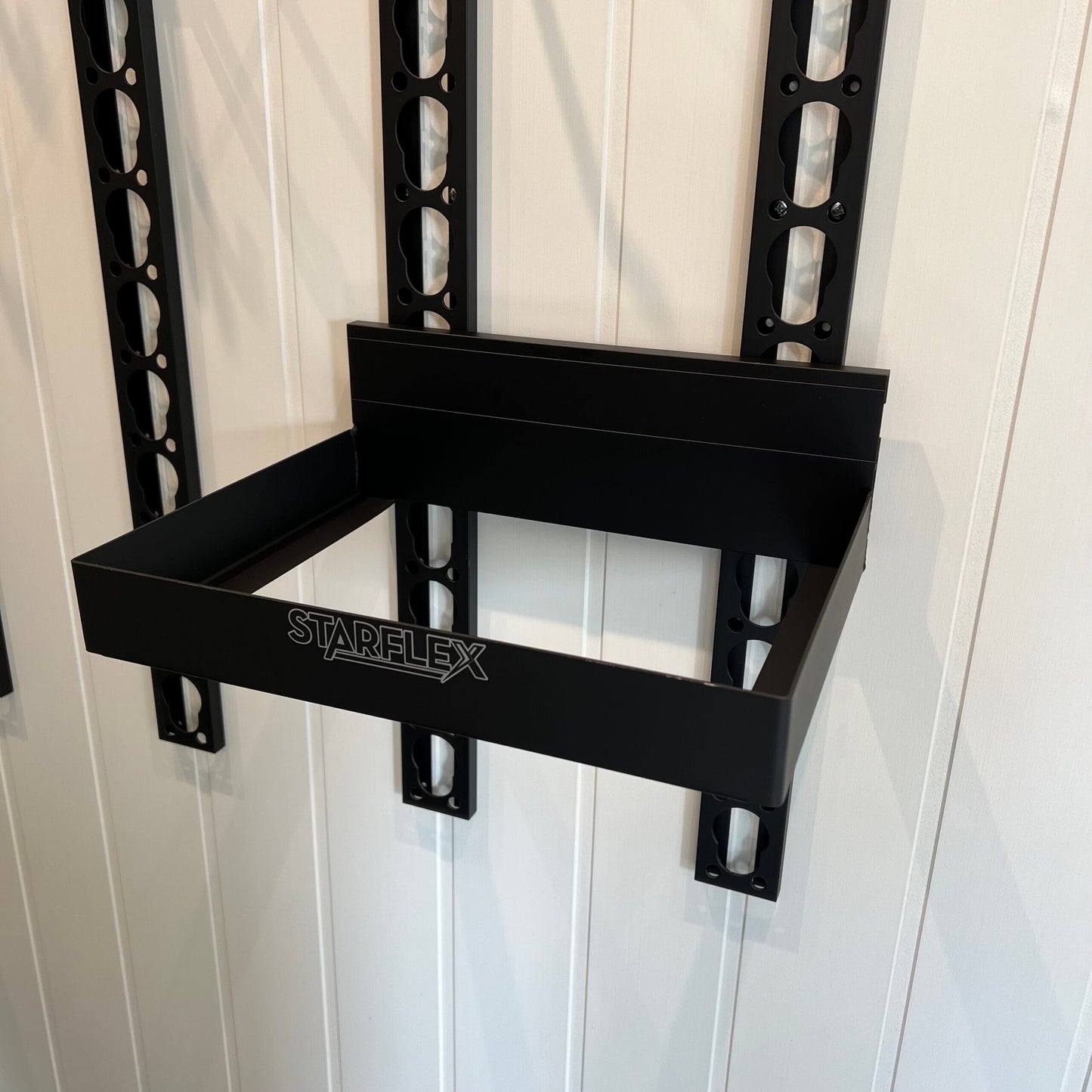 Halter für Plastikbox