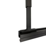 Nærbilde av firkantet teleskoprør festet i Starflex modulskinne med solid innfesting og integrert skinneprofil.